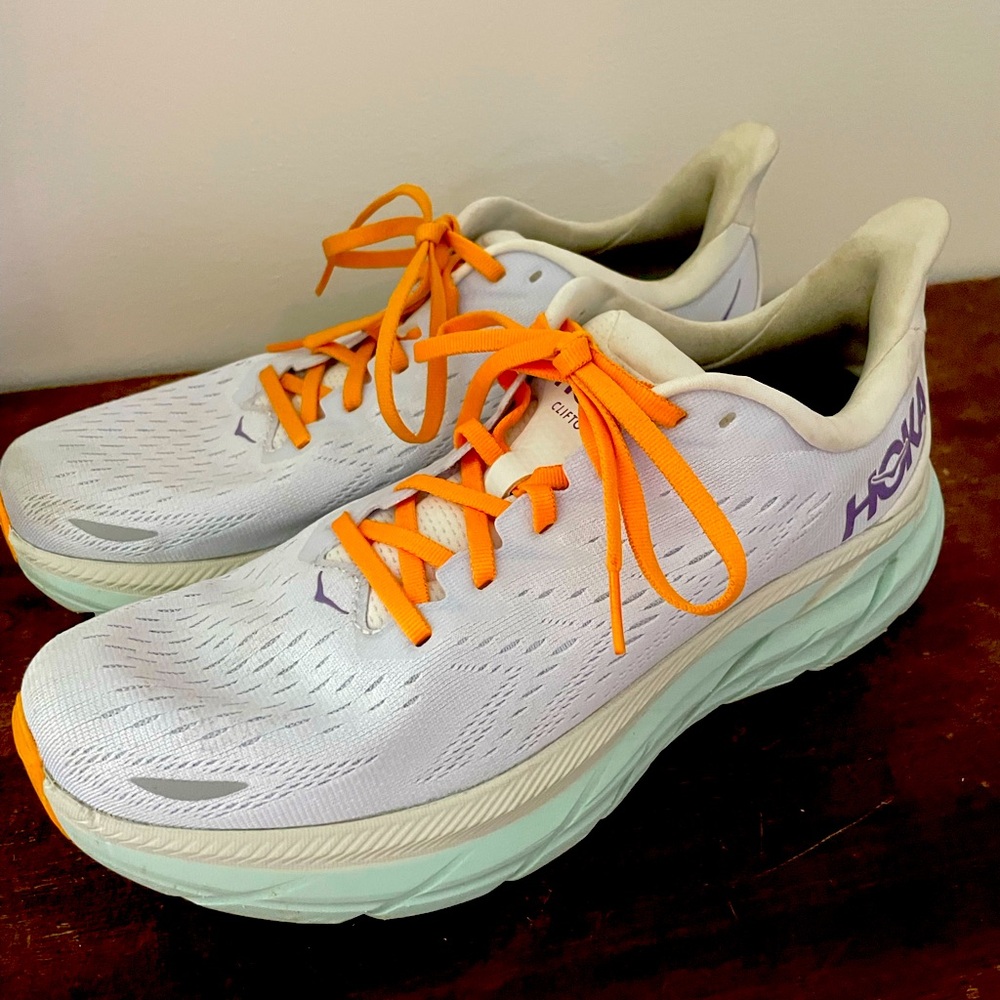 Women’s Hoka Clifton 8